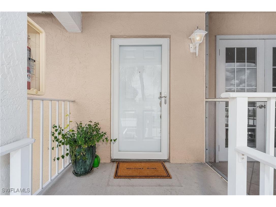 829 Tanbark Drive #202 Naples FL 34108 225075631 image4