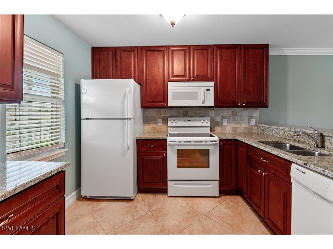 829 W Elkcam Circle #2-208 Marco Island FL 34145 225080171 image1