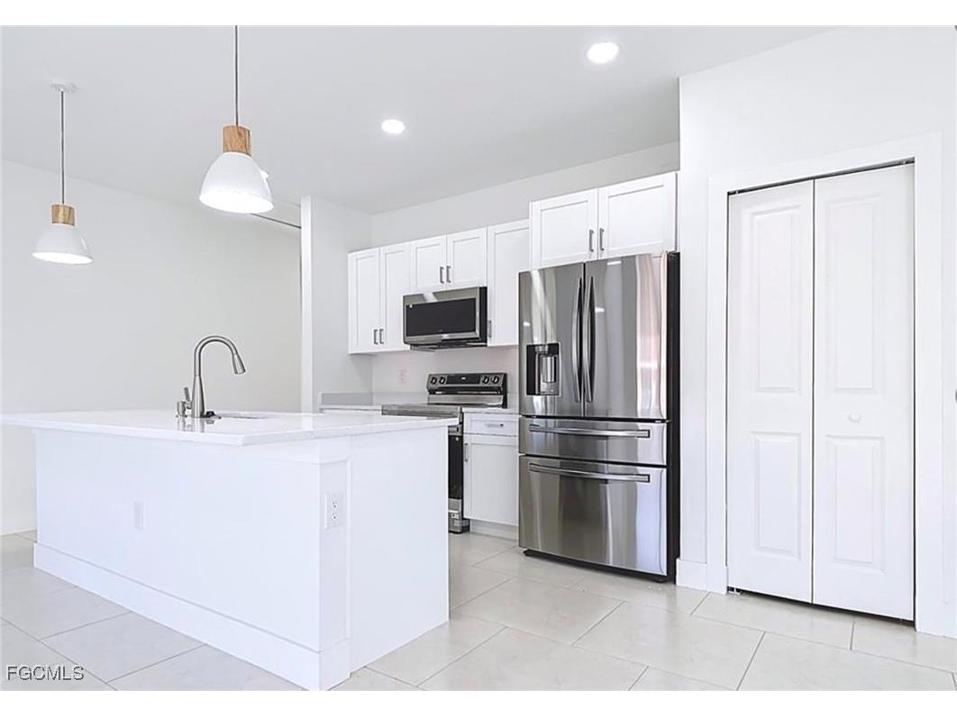 829 Wabash Street Lehigh Acres FL 33974 2025023073 image3