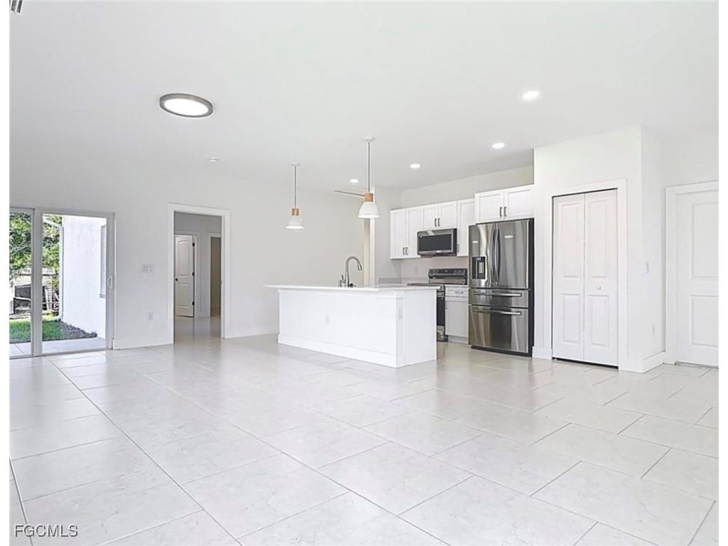 829 Wabash Street Lehigh Acres FL 33974 2025023073 image5