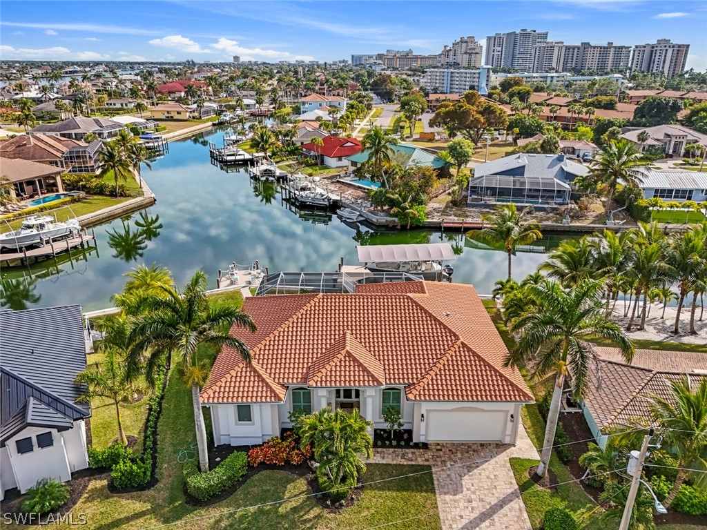 829 Wintergreen Court Marco Island FL 34145 226006921 image1