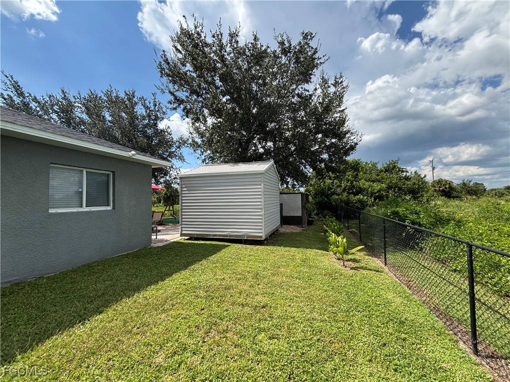 829 Wolverine Street E Lehigh Acres FL 33974 2025004912 image6