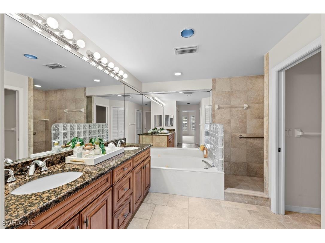 8290 Grand Palm Drive #3 Estero FL 33967 225081812 image32