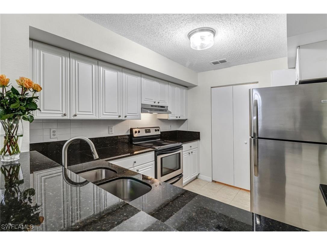 8290 Ibis Club Lane #914 Naples FL 34104 223091095 image1