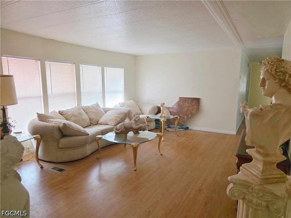 8290 Nault Road North Fort Myers FL 33917 2026015093 image1
