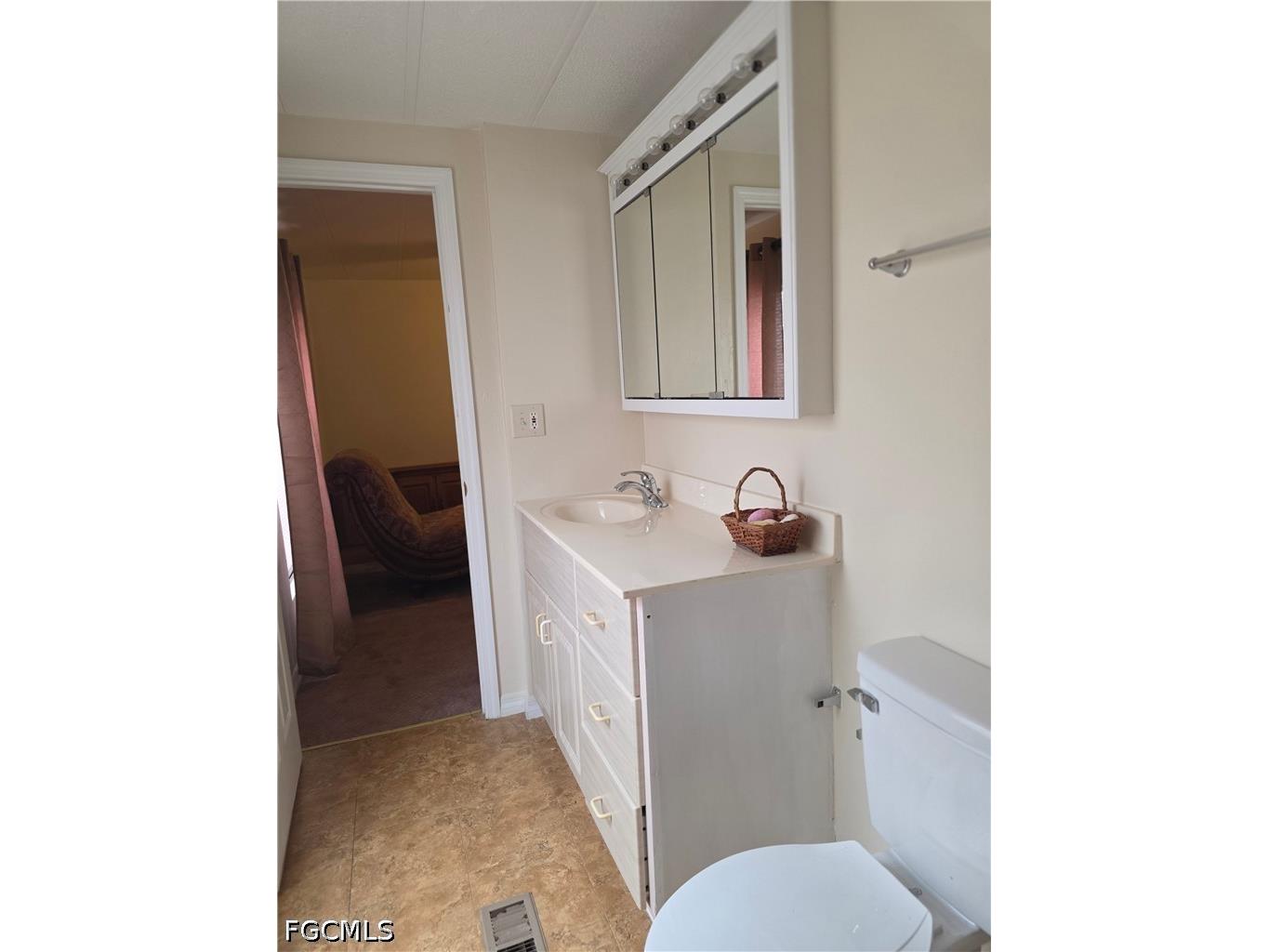 8290 Nault Road North Fort Myers FL 33917 2026015093 image16