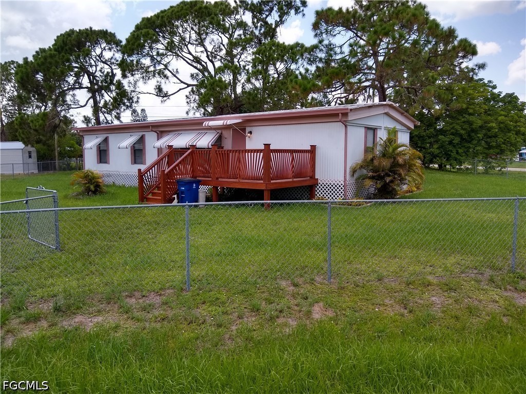 8290 Nault Road North Fort Myers FL 33917 2026015093 image5