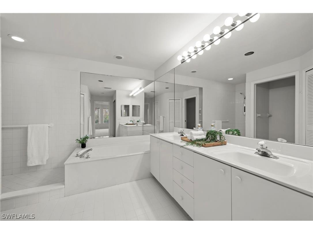 8291 Grand Palm Drive #2 Estero FL 33967 226008104 image32