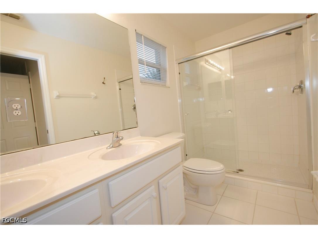 8293 Pacific Beach Drive Fort Myers FL 33966 2026026300 image5