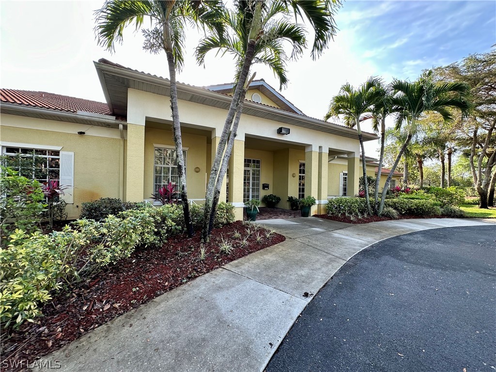 8297 Key Royal Lane #325 Naples FL 34119 224024252 image1