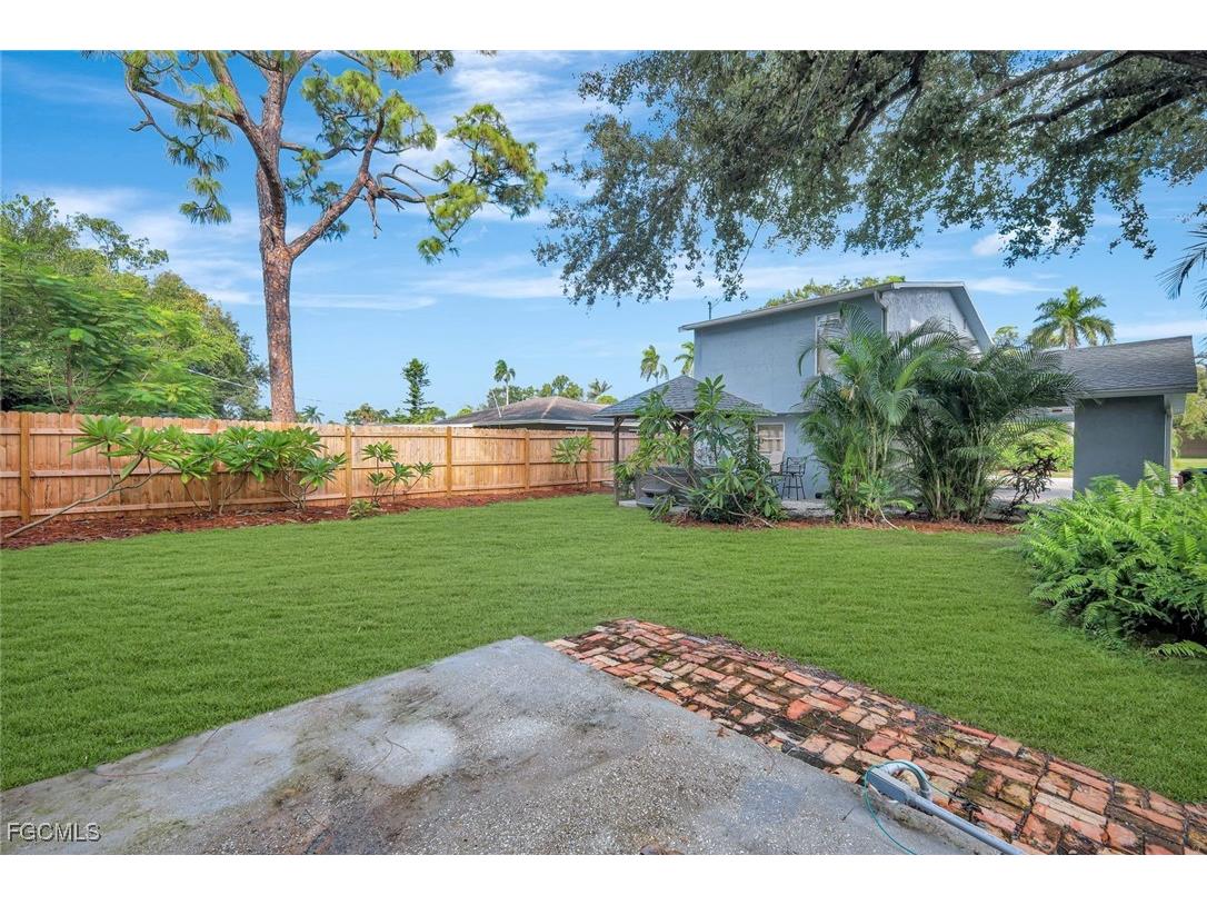 8297 San Marcos Fort Myers FL 33919 2025012077 image17