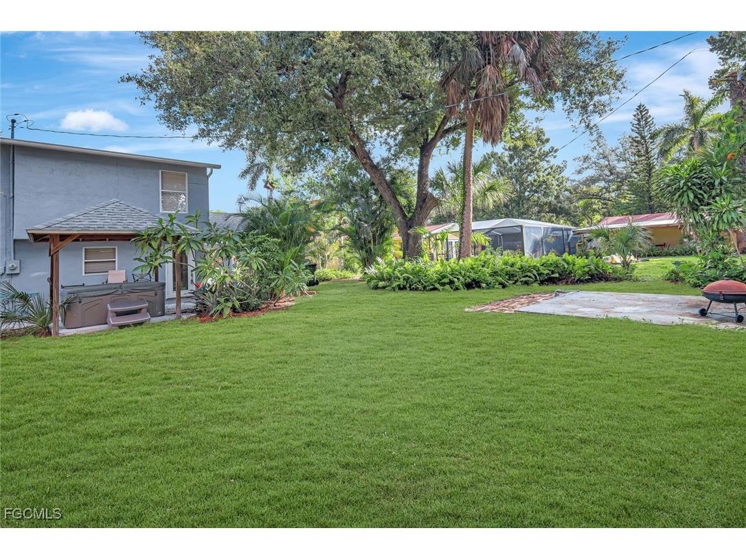 8297 San Marcos Fort Myers FL 33919 2025012077 image18