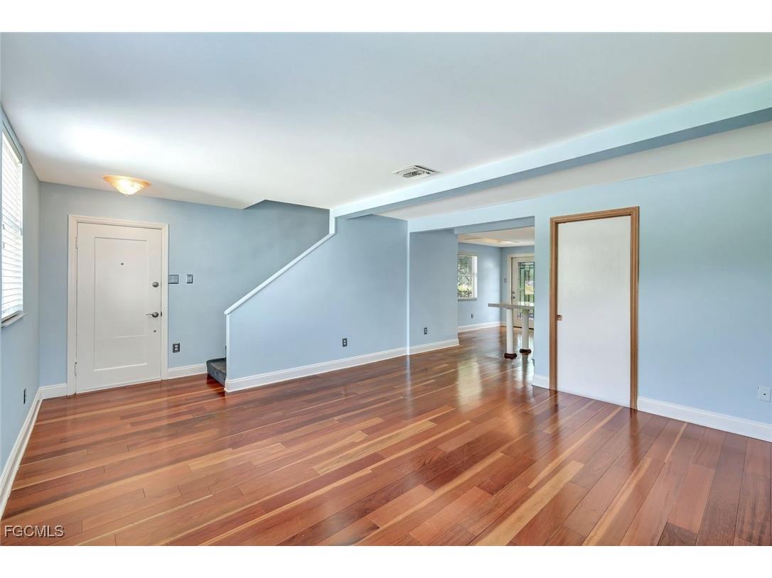 8297 San Marcos Fort Myers FL 33919 2025012077 image5