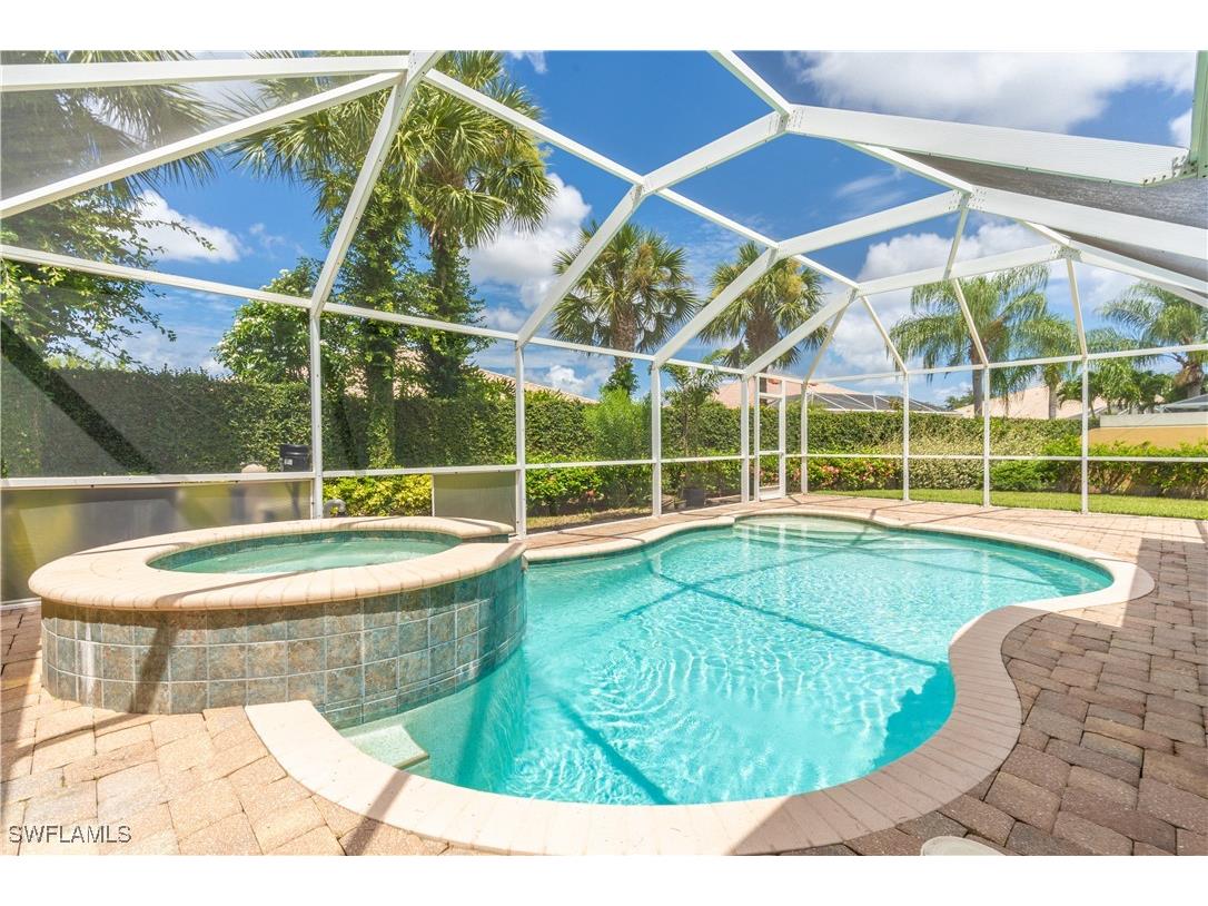8299 Yasmina Way Naples FL 34114 224063639 image1