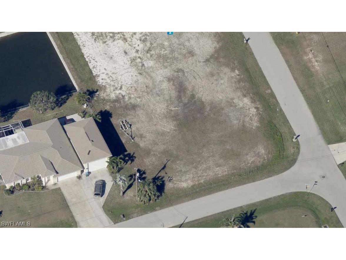 830 SW 4th Place Cape Coral FL 33991 223070461 image1