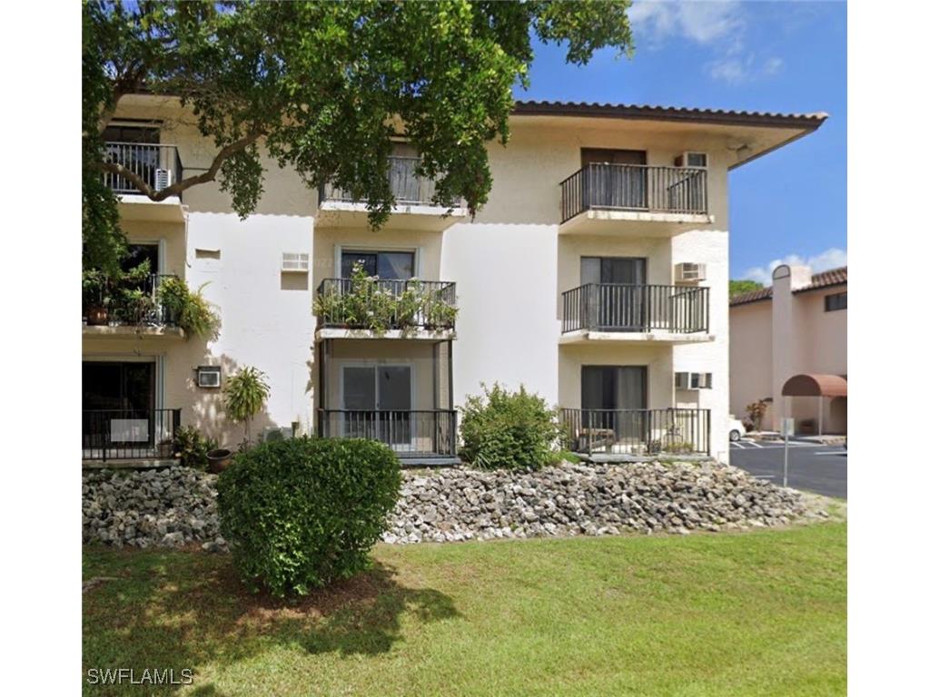 830 Wiggins Pass Road #10 Naples FL 34110 225067010 image2