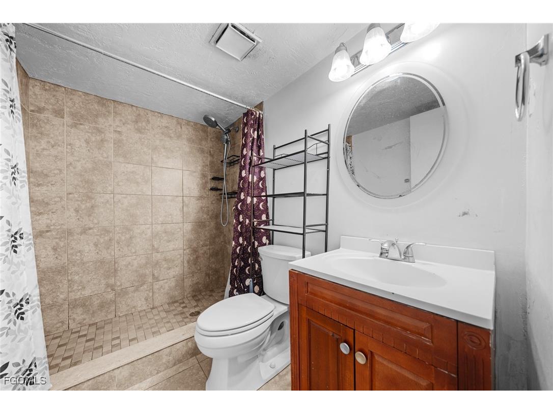 830 Wiggins Pass Road #14 Naples FL 34110 2025013421 image11