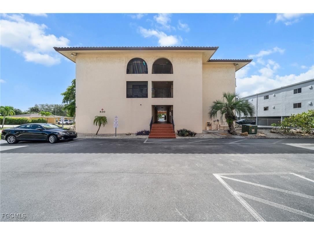 830 Wiggins Pass Road #14 Naples FL 34110 2025013421 image18