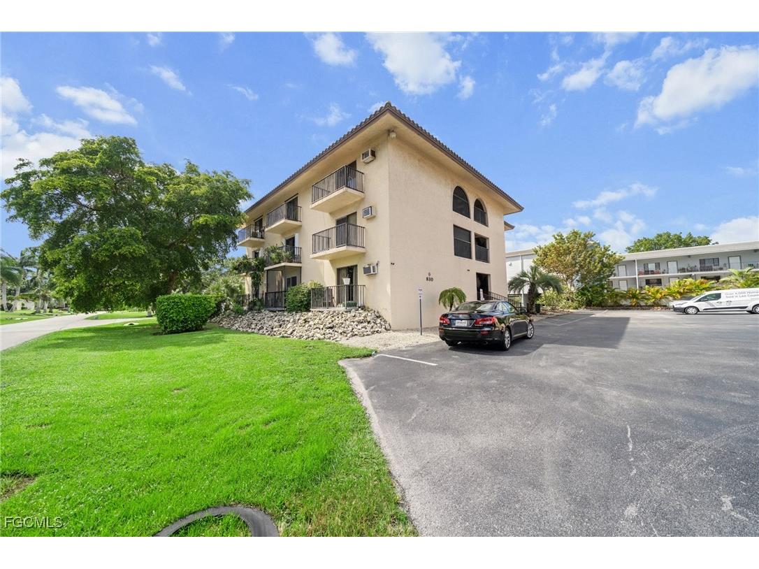 830 Wiggins Pass Road #14 Naples FL 34110 2025013421 image19