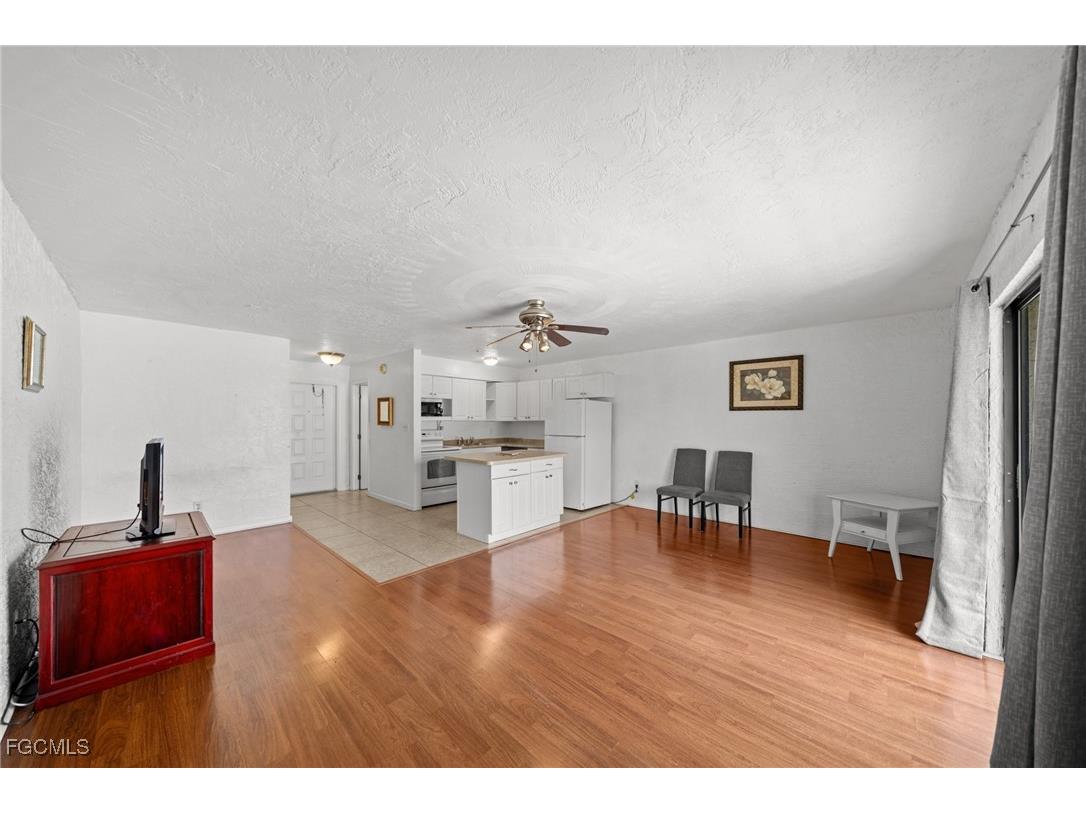 830 Wiggins Pass Road #14 Naples FL 34110 2025013421 image6