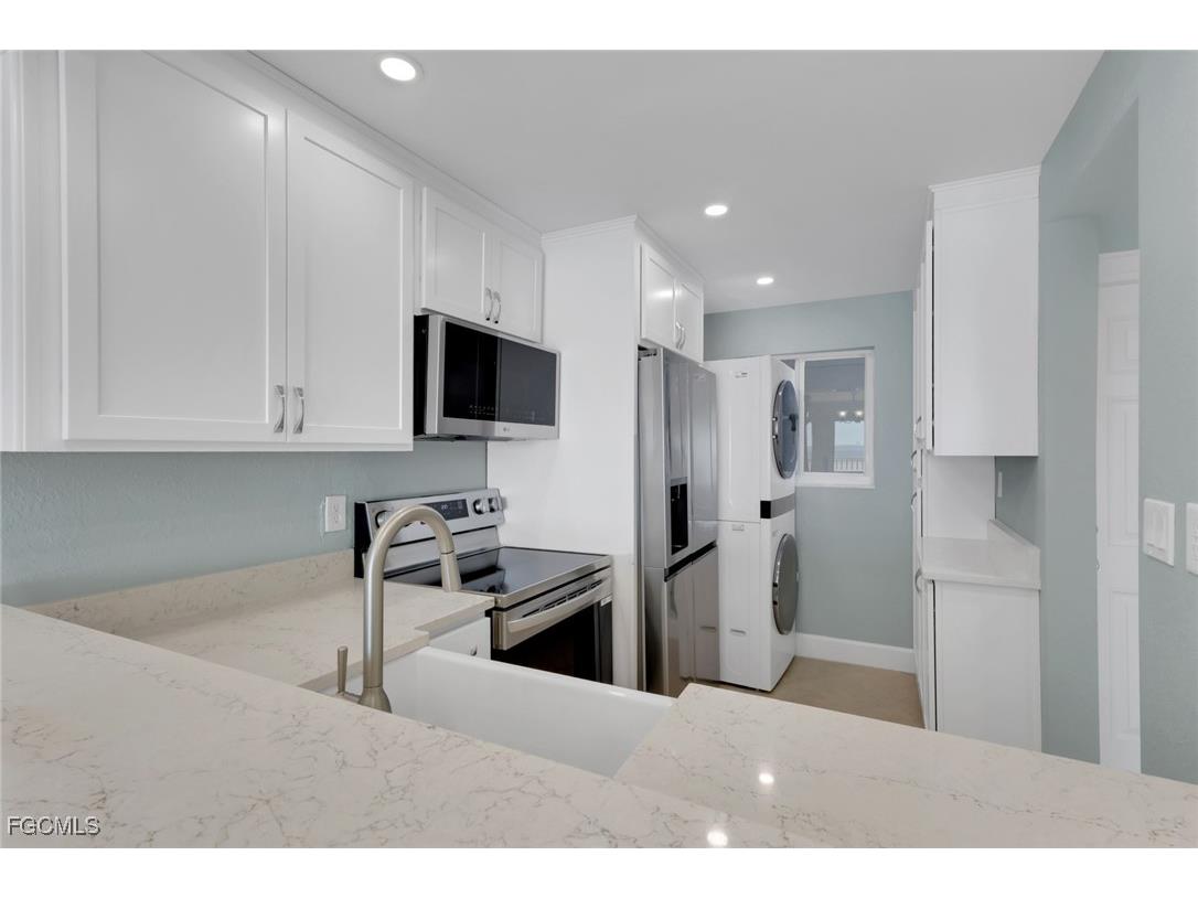 8300 Estero Boulevard #204 Fort Myers Beach FL 33931 2025021597 image8