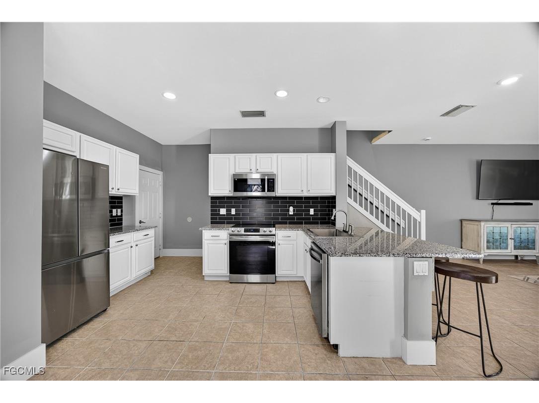 8300 Village Edge Circle #1 Fort Myers FL 33919 2025022910 image11