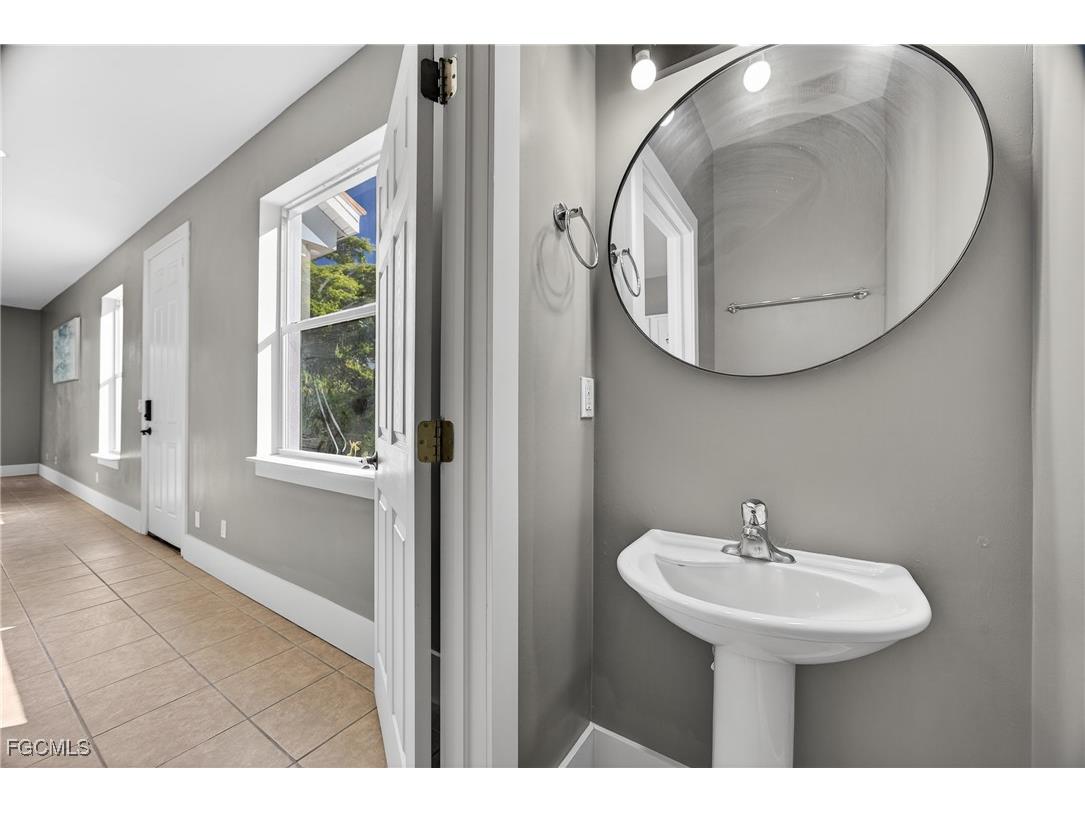 8300 Village Edge Circle #1 Fort Myers FL 33919 2025022910 image13