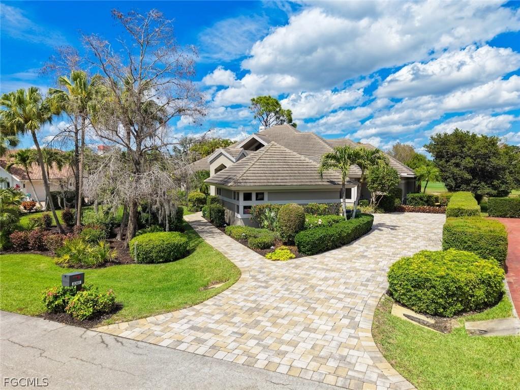 8301 Glenfinnan Circle Fort Myers FL 33912 2026012814 image1
