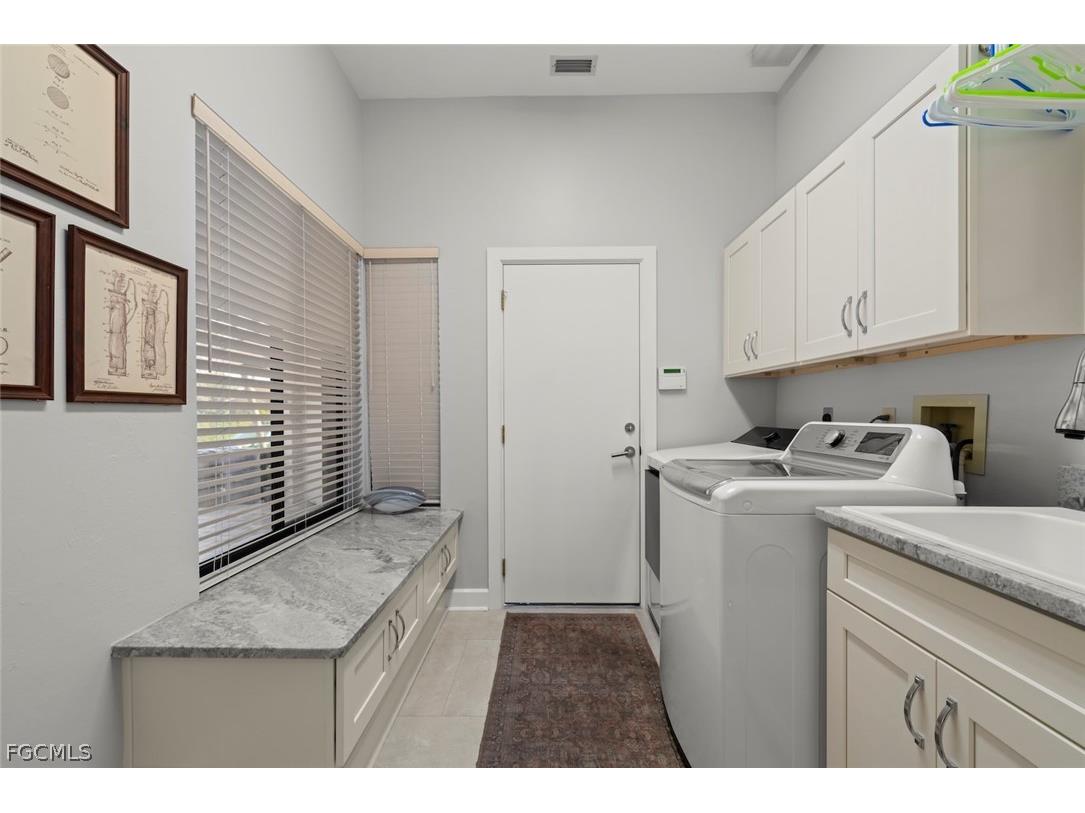 8301 Glenfinnan Circle Fort Myers FL 33912 2026012814 image39