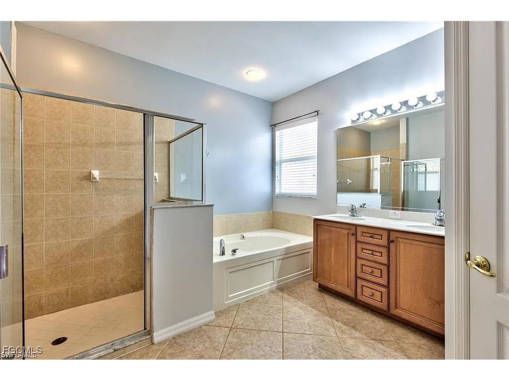 8302 Laurel Lakes Way Naples FL 34119 2025025884 image8