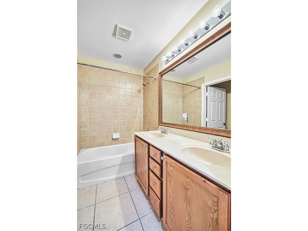 8306 Sumner Avenue Fort Myers FL 33908 2026007722 image47
