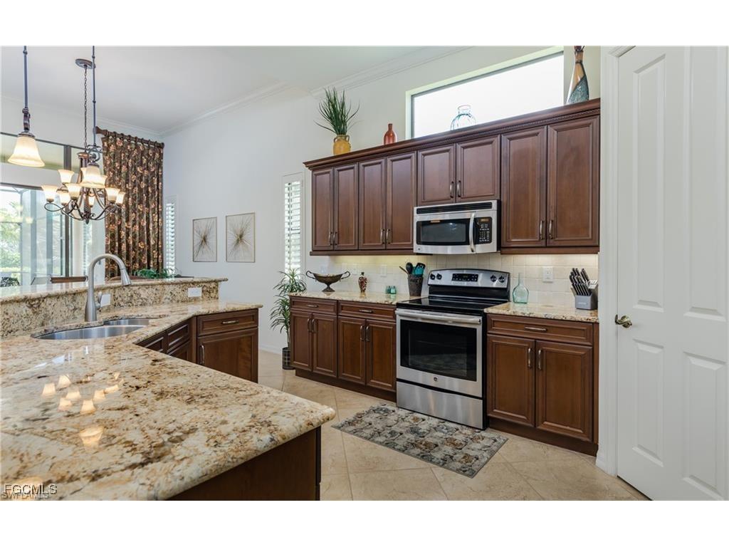 8309 Adelio Lane Fort Myers FL 33912 2025010758 image7
