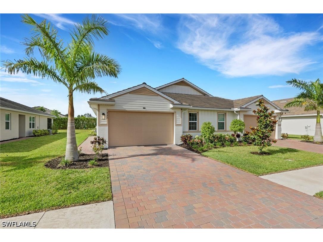 831 Enbrook Loop Naples FL 34114 226020552 image1