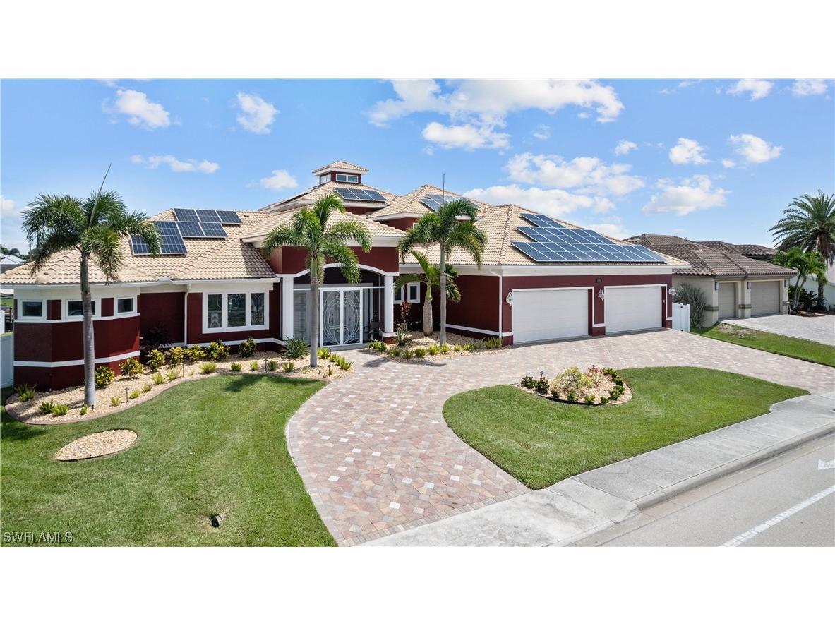831 Lucerne Parkway Cape Coral FL 33904 223051811 image1