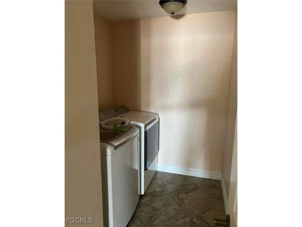 831 NE 23rd Terrace Cape Coral FL 33909 2026000750 image12