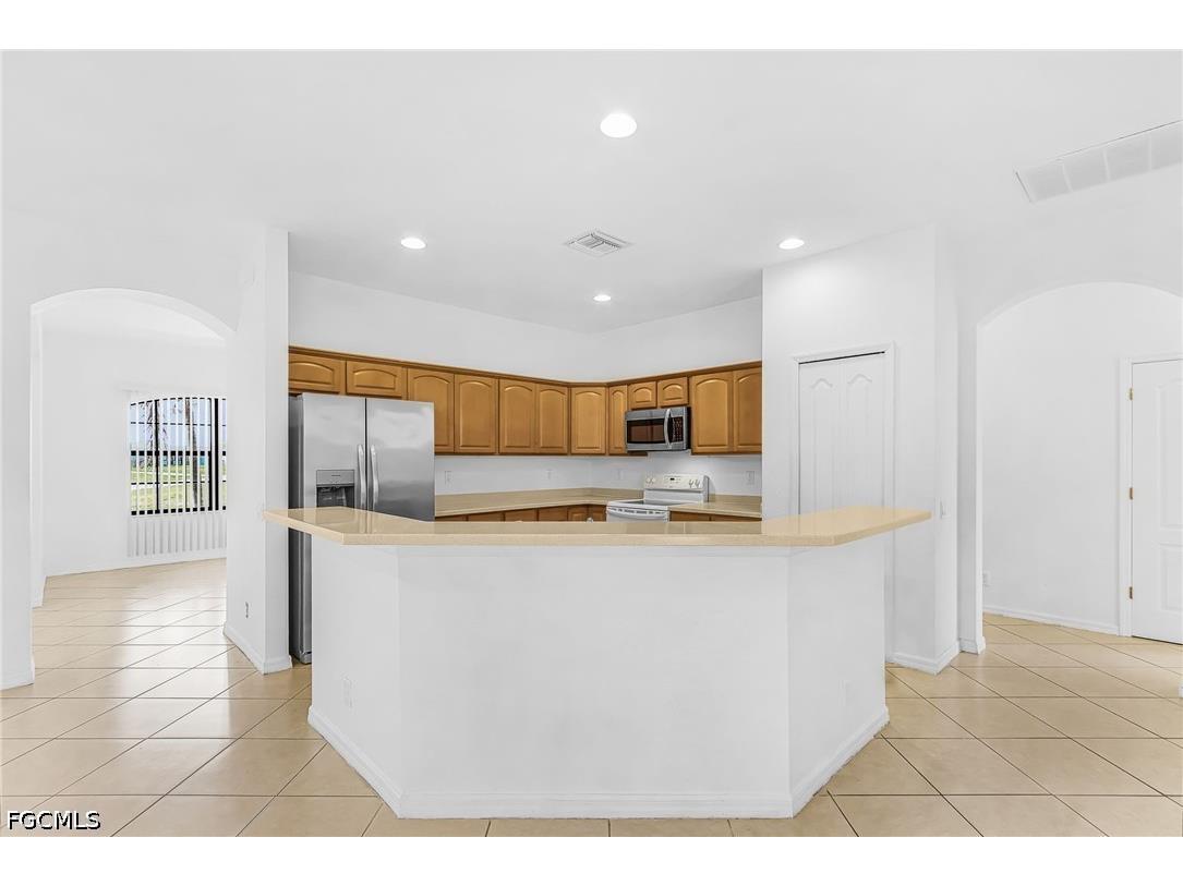 831 NW 30th Street Cape Coral FL 33993 2026027555 image5