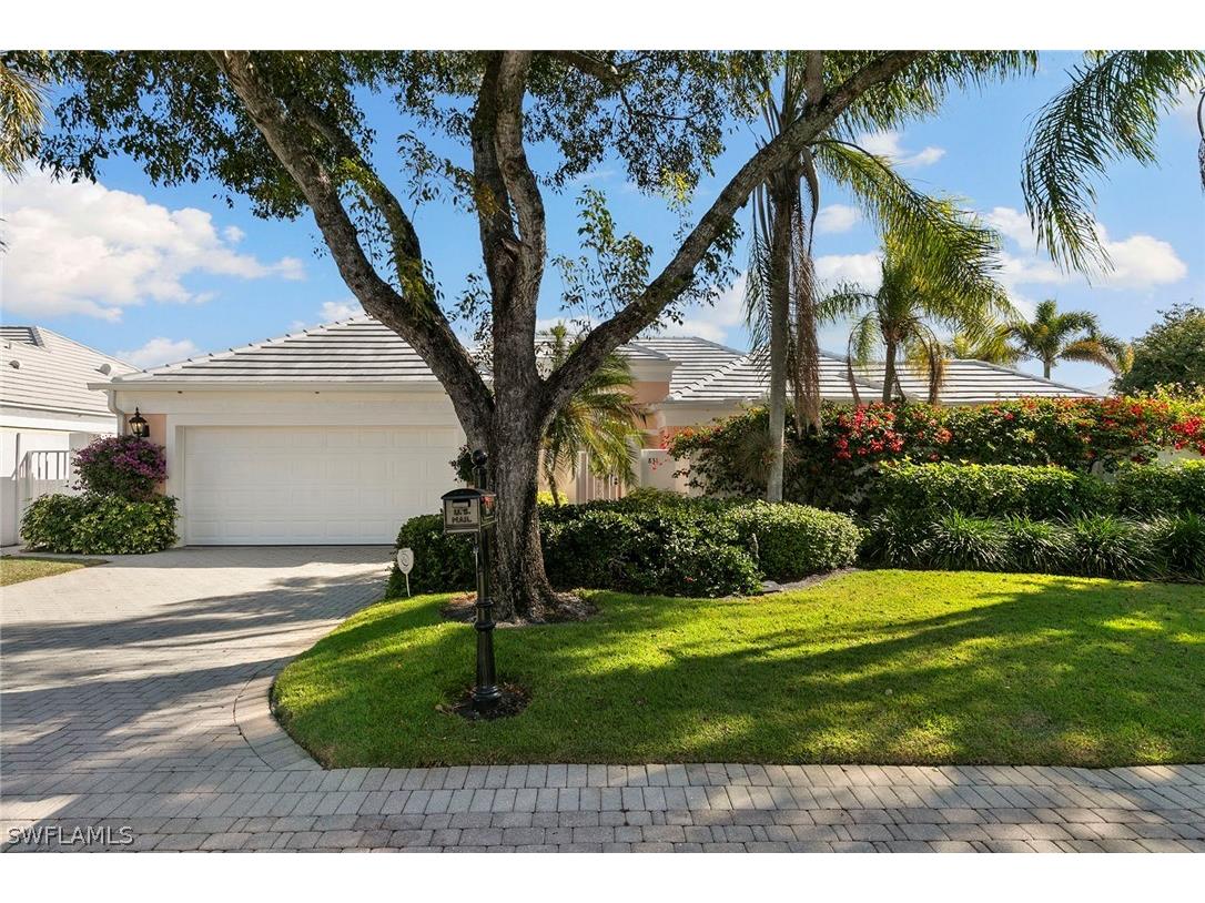 831 Rue Deville #2 Naples FL 34108 226006566 image1