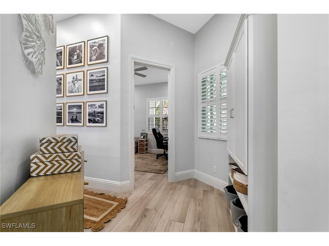 831 Sailaway Lane #202 Naples FL 34108 225066585 image20