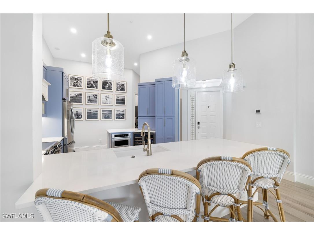 831 Sailaway Lane #202 Naples FL 34108 225066585 image3