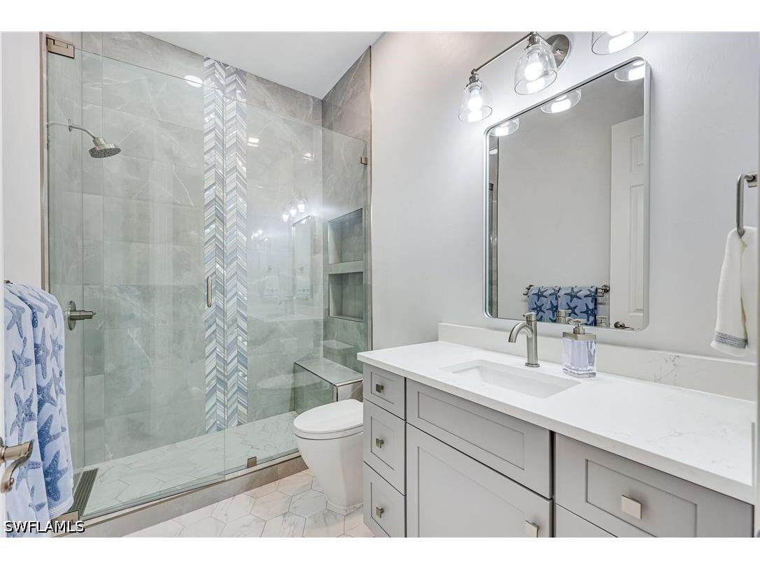 831 Sailaway Lane #202 Naples FL 34108 226023391 image18