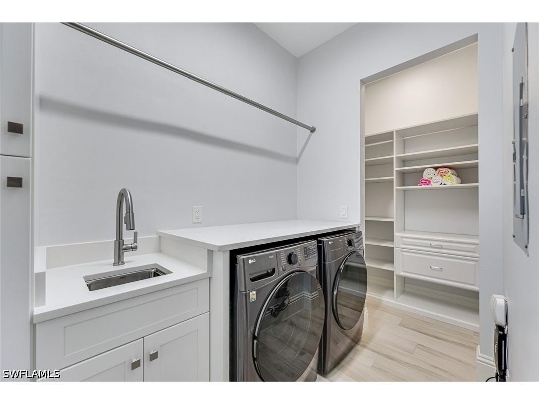 831 Sailaway Lane #202 Naples FL 34108 226023391 image19