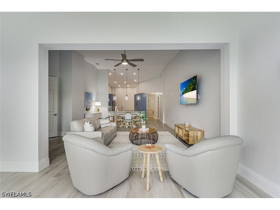 831 Sailaway Lane #202 Naples FL 34108 226023391 image9