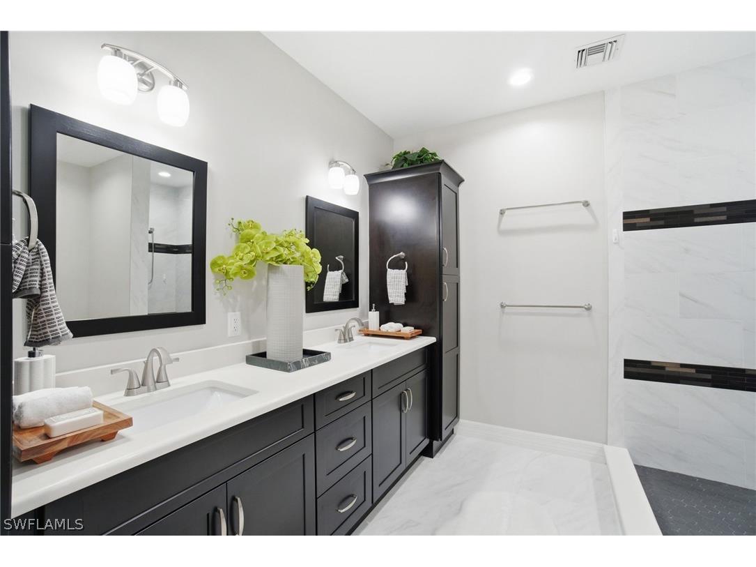 8310 Big Acorn Circle #1002 Naples FL 34119 226007706 image28