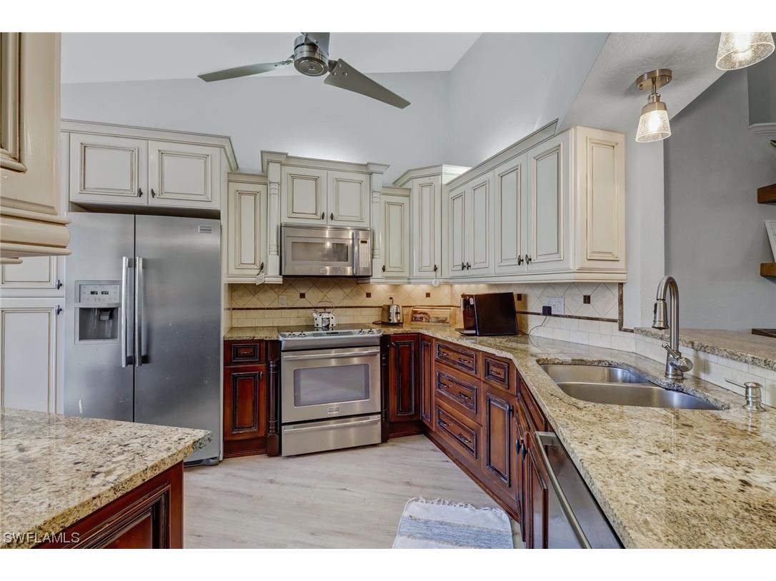 8310 Excalibur Circle #Q8 Naples FL 34108 223026967 image1