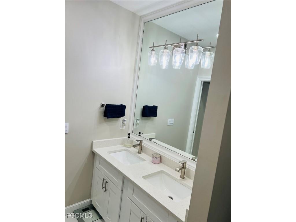 8312 Bernwood Cove Loop #1006 Fort Myers FL 33966 2025019144 image10