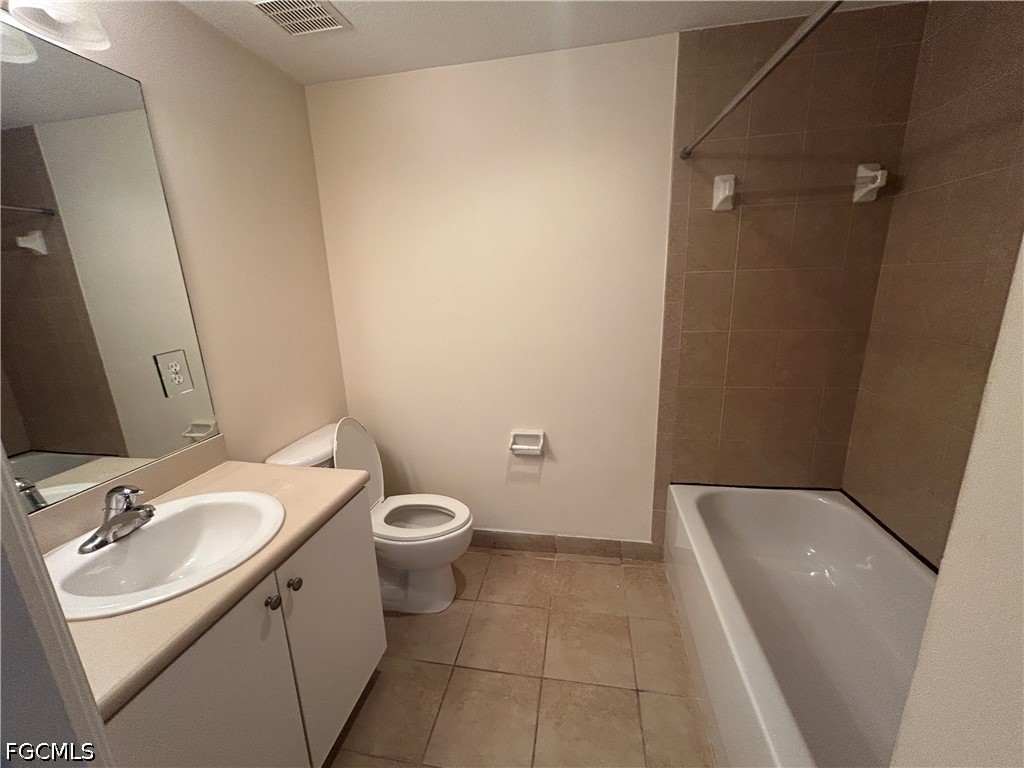 8313 Bernwood Cove Loop #1203 Fort Myers FL 33966 2026027006 image12