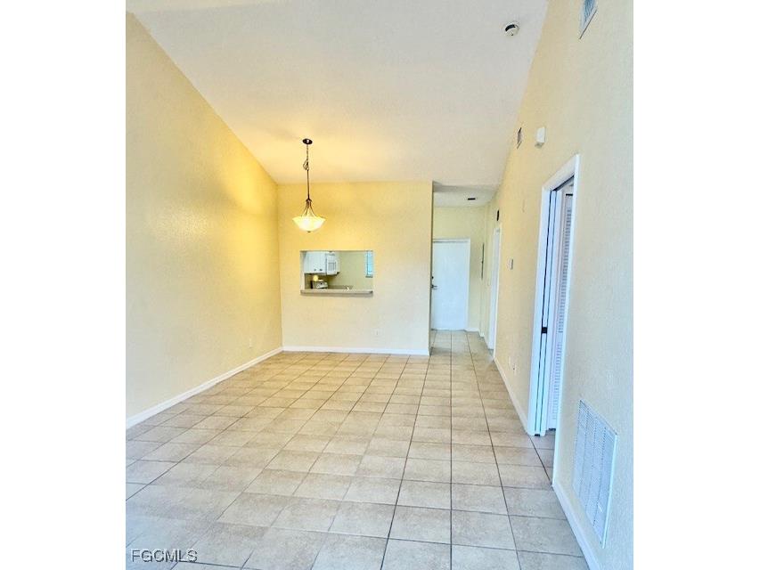 8313 Bernwood Cove Loop S #1204 Fort Myers FL 33966 2025014678 image3