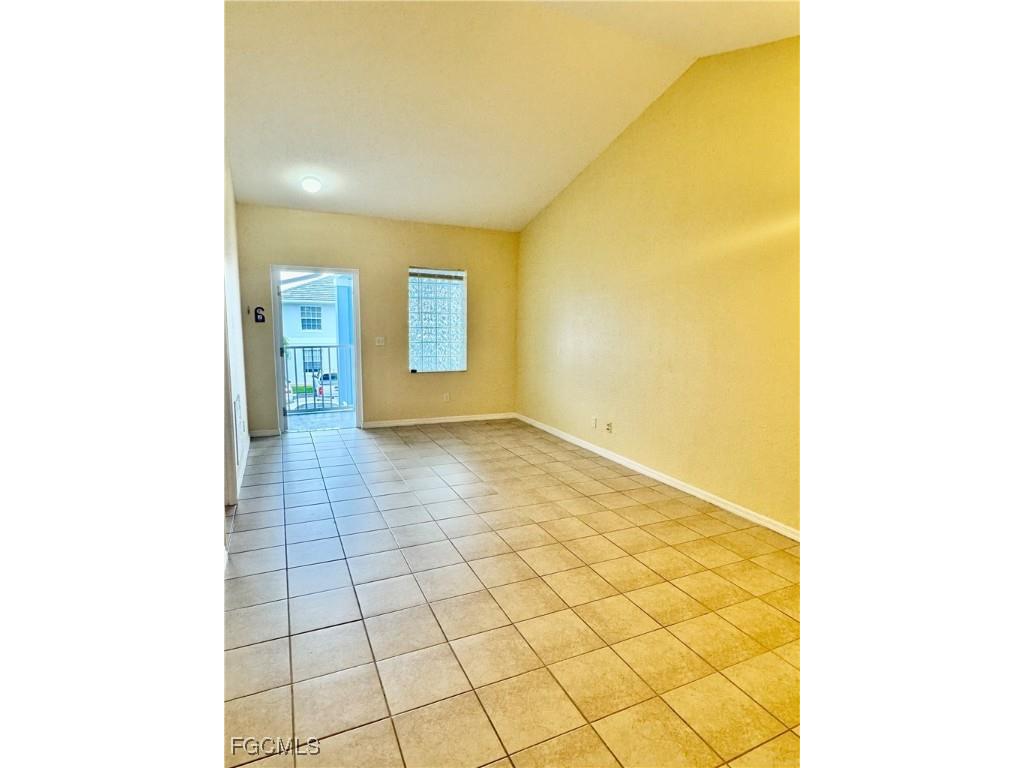8313 Bernwood Cove Loop S #1204 Fort Myers FL 33966 2025014678 image4