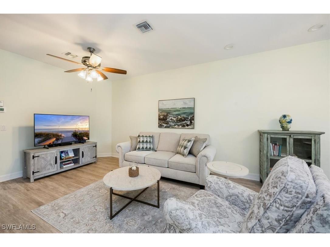 8315 Big Acorn Circle #902 Naples FL 34119 225071069 image18