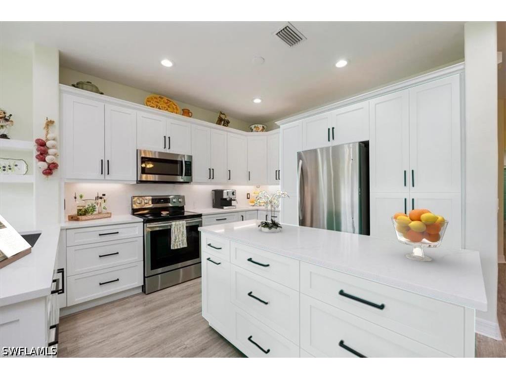 8315 Big Acorn Circle #902 Naples FL 34119 225071069 image8